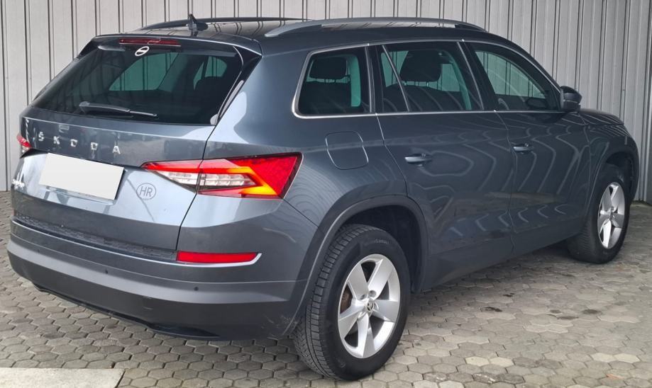 Škoda Kodiaq 2,0 LEASING BEZ UČEŠĆA I BEZ JAMACA, fotografija 4