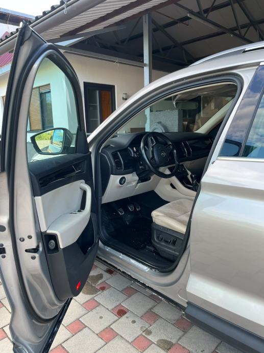 Škoda Kodiaq 2,0 TDI 4x4 PRVI VLASNIK, fotografija 4