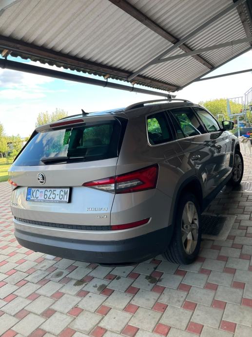Škoda Kodiaq 2,0 TDI 4x4 PRVI VLASNIK, fotografija 2