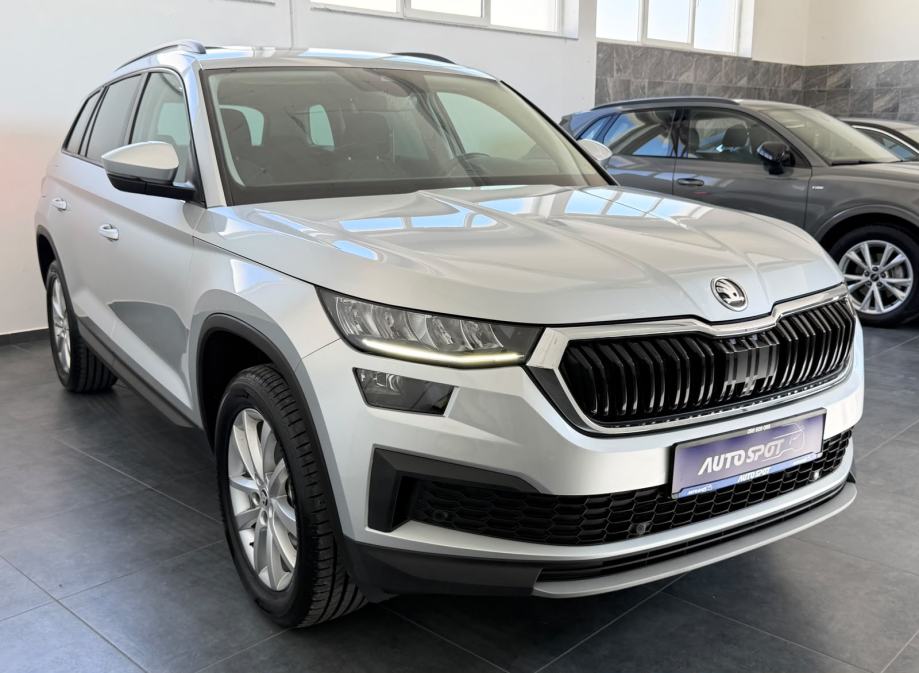 Škoda Kodiaq 2,0 TDI DSG •PANORAMA•AMBI•JAMSTVO 24MJ•LEASING 0% UČEŠĆA, fotografija 4
