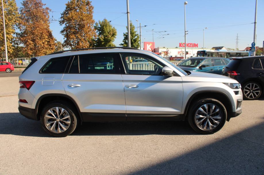 Škoda Kodiaq 2.0 TDi DSG 4x4 *LED, NAVIGACIJA, KAMERA*, fotografija 4