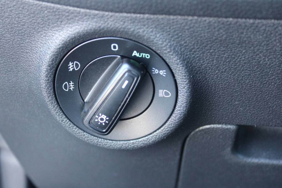 Škoda Kodiaq 2.0 TDi DSG 4x4 *LED, NAVIGACIJA, KAMERA*, fotografija 18