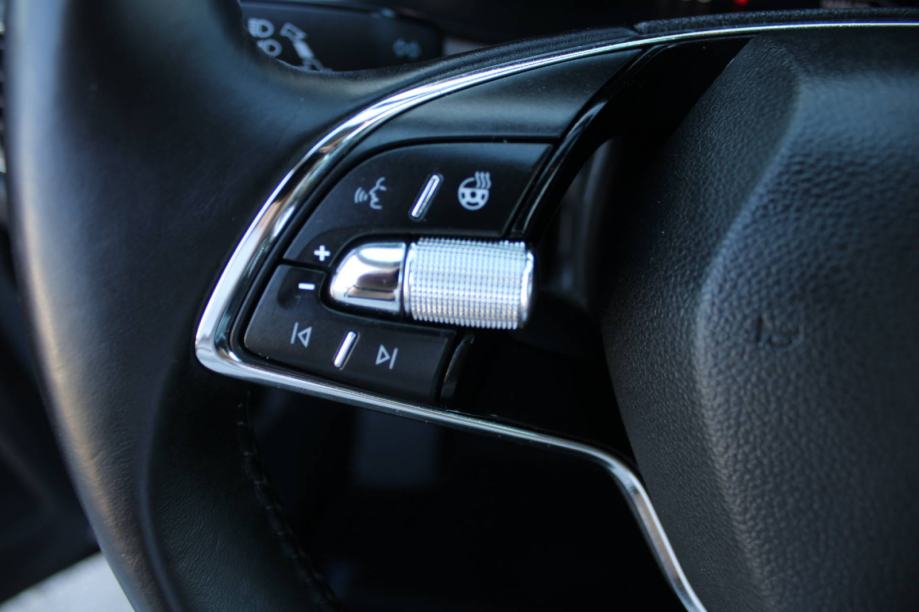 Škoda Kodiaq 2.0 TDi DSG 4x4 *LED, NAVIGACIJA, KAMERA*, fotografija 19