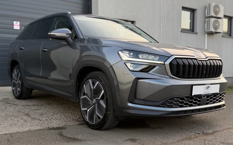 Škoda Kodiaq 2,0°DSG°SELECTION°7 SJEDALA°VIRTUAL°LED°KAMERA360°AMBI°, fotografija 9