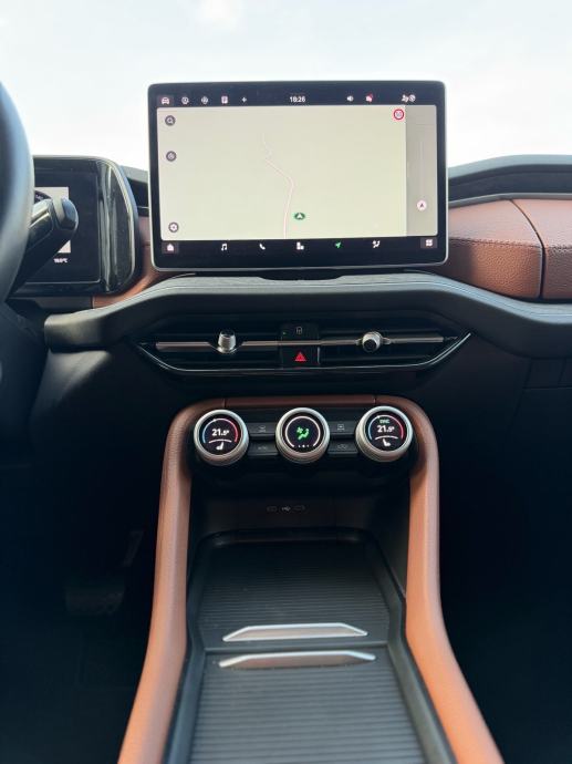 Škoda Kodiaq 2,0°DSG°SELECTION°7 SJEDALA°VIRTUAL°LED°KAMERA360°AMBI°, fotografija 17