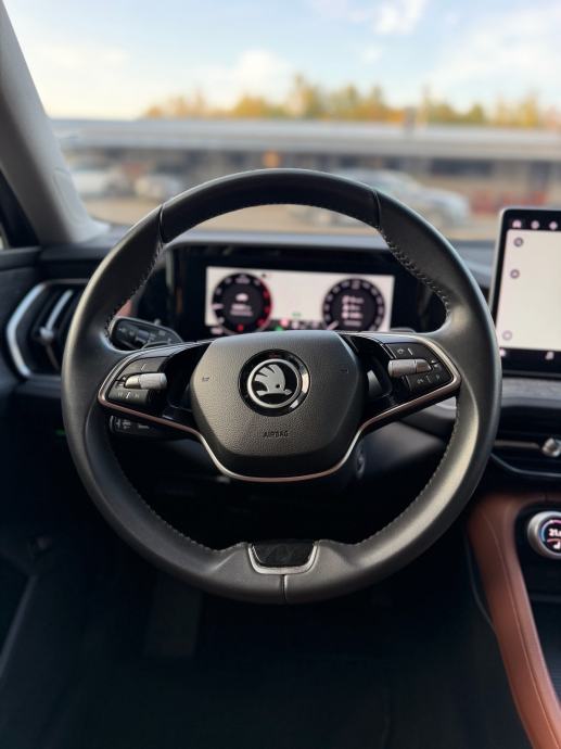 Škoda Kodiaq 2,0°DSG°SELECTION°7 SJEDALA°VIRTUAL°LED°KAMERA360°AMBI°, fotografija 14