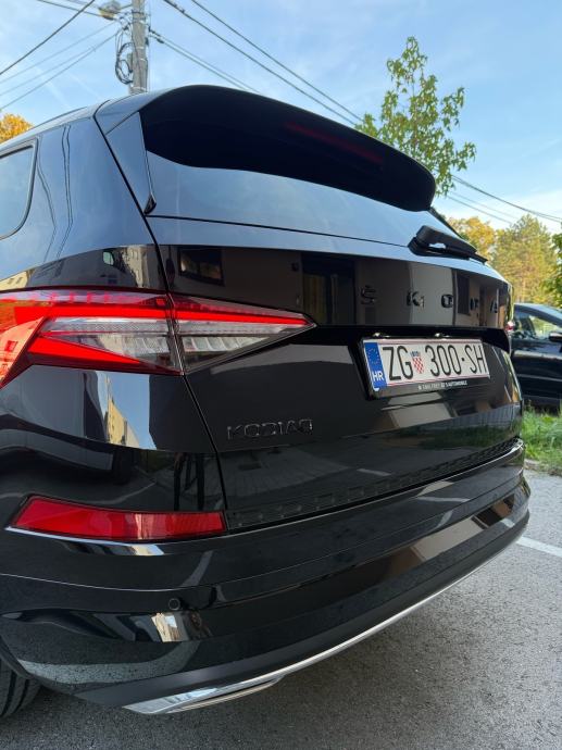 Škoda Kodiaq 2,0 TDI DSG SPORTLINE, 2023, Matrix, Virtual, 20 Felge”, fotografija 12