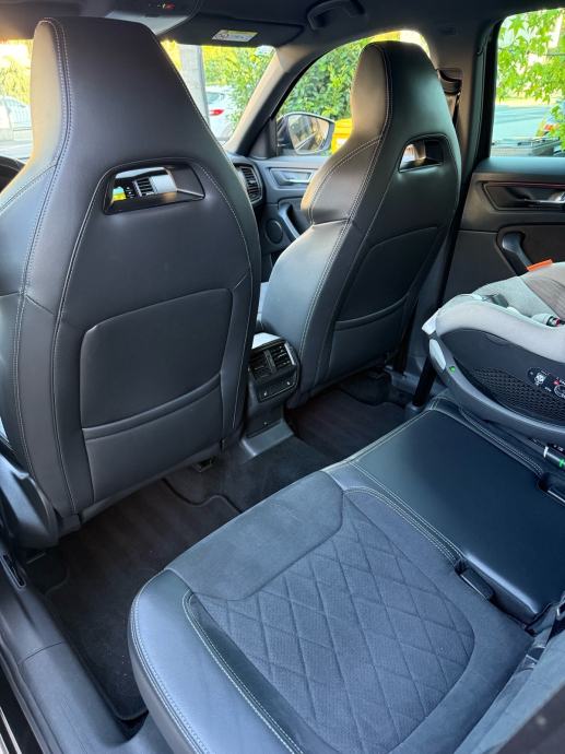 Škoda Kodiaq 2,0 TDI DSG SPORTLINE, 2023, Matrix, Virtual, 20 Felge”, fotografija 19