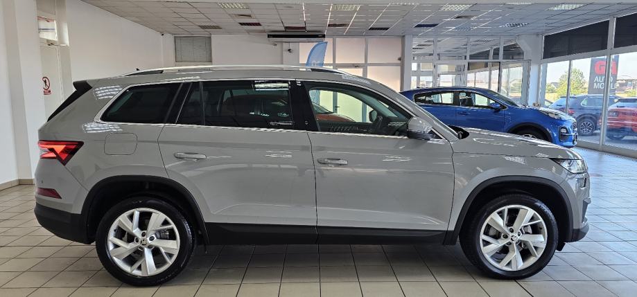 Škoda Kodiaq 2,0 TDI STYLE,NARDO GREY,LEASING DO 8g.BEZ UČEŠĆA, pogled izvana - slika 5
