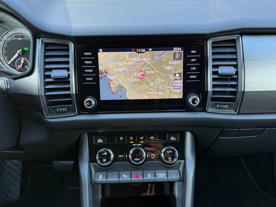 Škoda Kodiaq 2.0TDI DSG 7SJEDALA °NAVI°KAMERA°KEYLESS°ADAP. TEMPOMAT, fotografija 11