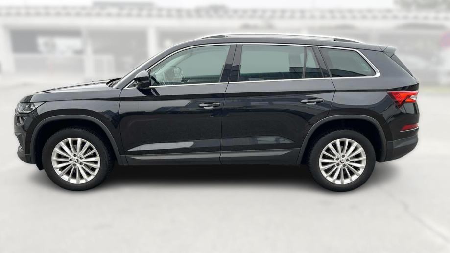SKODA KODIAQ 2023 • PREMIUM jamstvo • AutoZubak Rabljena, pogled izvana - slika 5