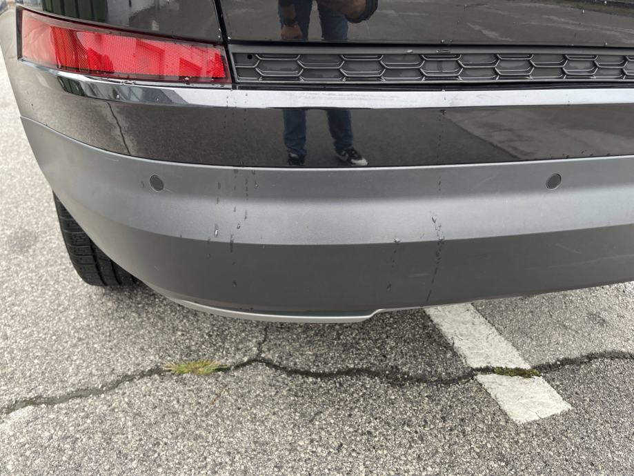 SKODA KODIAQ 2023 • PREMIUM jamstvo • AutoZubak Rabljena, fotografija 17