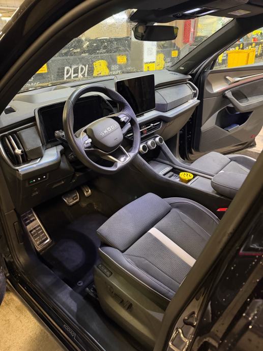 Škoda Kodiaq SportLine PHEV 2025. | 7.400 km | Canton | 360° | DCC Plu, fotografija 6