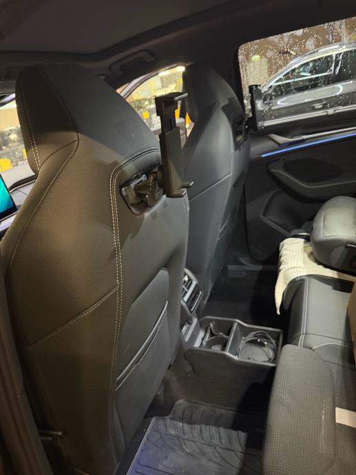 Škoda Kodiaq SportLine PHEV 2025. | 7.400 km | Canton | 360° | DCC Plu, fotografija 7