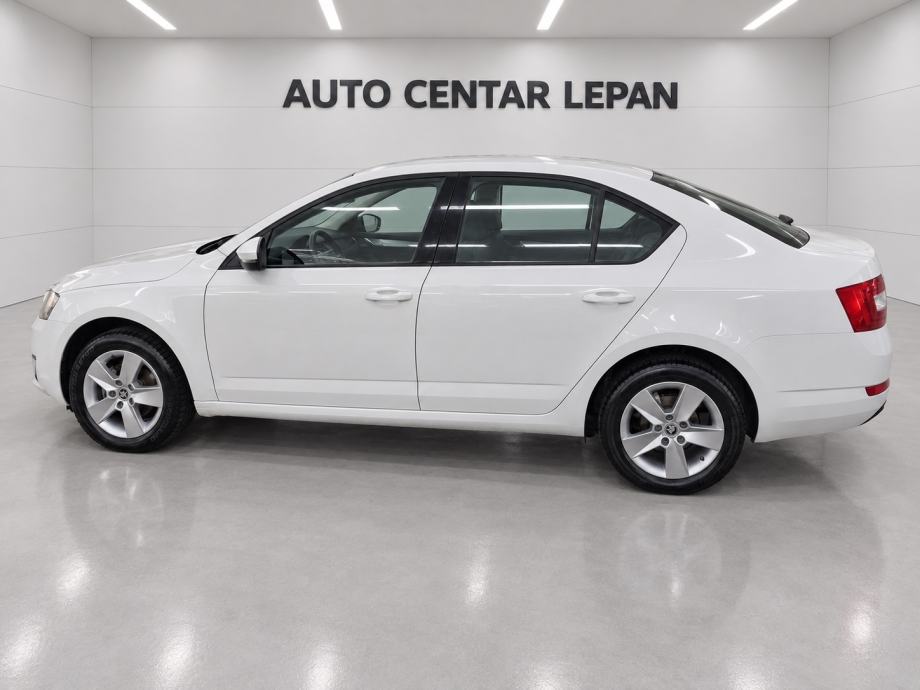 Škoda Octavia 1 6 TDI 92tkm SERVISNA TEMPOMAT EURO KUKA GR SJEDALA, fotografija 3