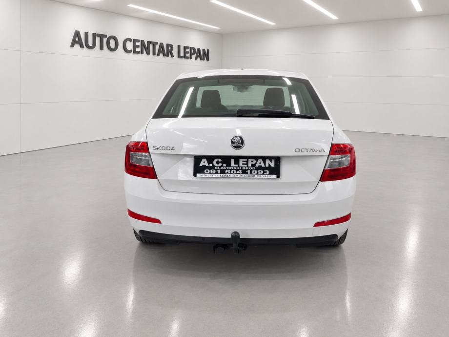 Škoda Octavia 1 6 TDI 92tkm SERVISNA TEMPOMAT EURO KUKA GR SJEDALA, fotografija 5