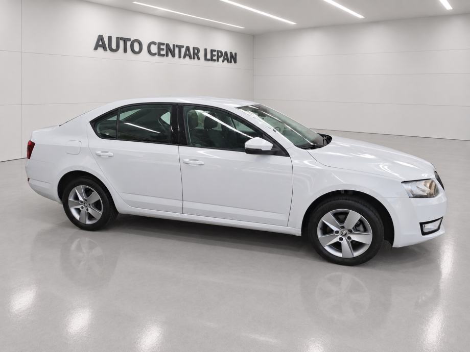 Škoda Octavia 1 6 TDI 92tkm SERVISNA TEMPOMAT EURO KUKA GR SJEDALA, fotografija 7
