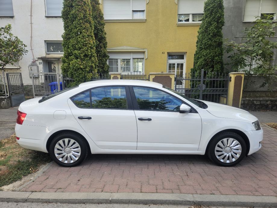 Škoda Octavia 1,2 TSI prešao 178000 km izvrsno stanje, fotografija 4