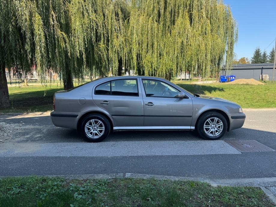Škoda Octavia 1,4 Classic,SAMO 130tkm, fotografija 8