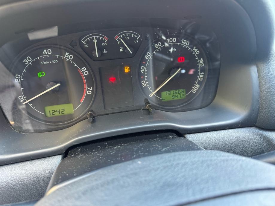 Škoda Octavia 1,4 Classic,SAMO 130tkm, fotografija 10
