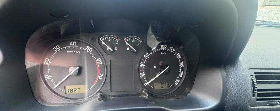 Škoda Octavia 1,4, fotografija 6