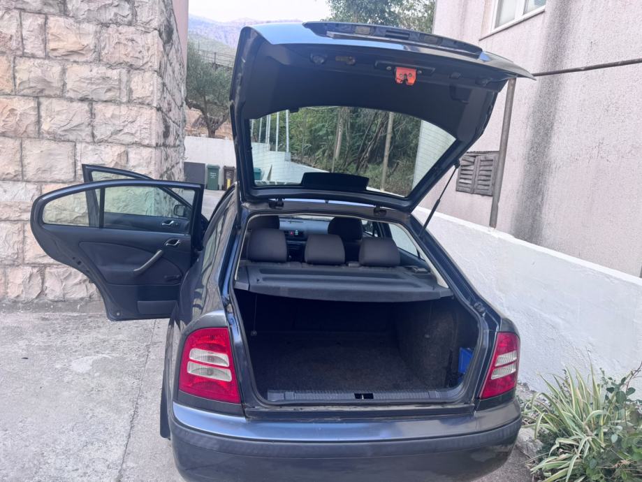 Škoda Octavia 1,4, fotografija 7