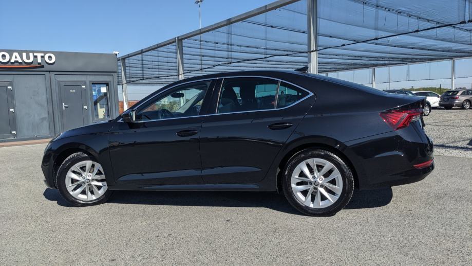 ŠKODA OCTAVIA 1.5 TSI DSG M-HEV STYLE, fotografija 8