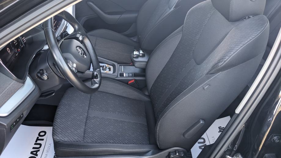 ŠKODA OCTAVIA 1.5 TSI DSG M-HEV STYLE, fotografija 11