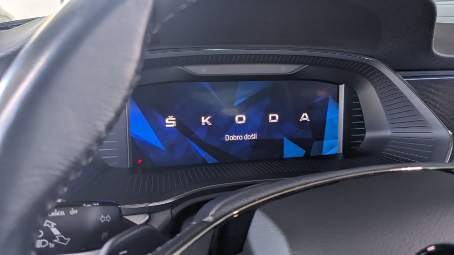 ŠKODA OCTAVIA 1.5 TSI DSG M-HEV STYLE, fotografija 14