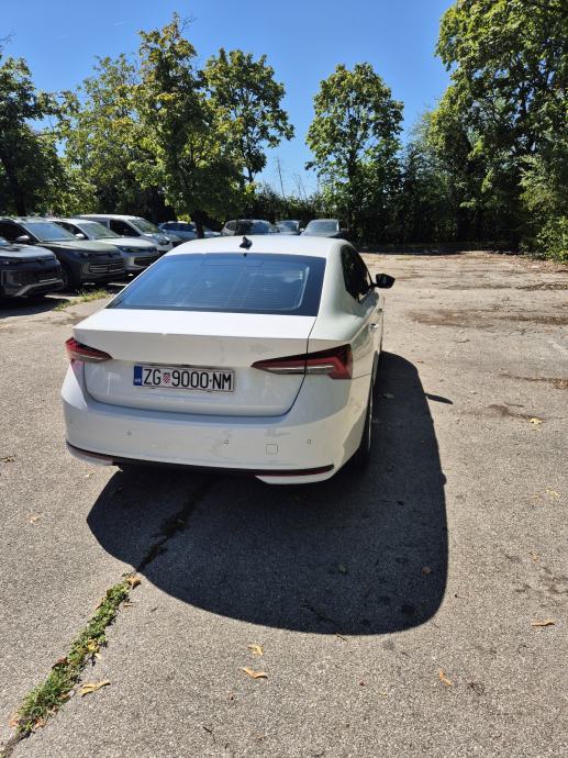 Škoda Octavia 1,5 TSI DSG mHEV, fotografija 9
