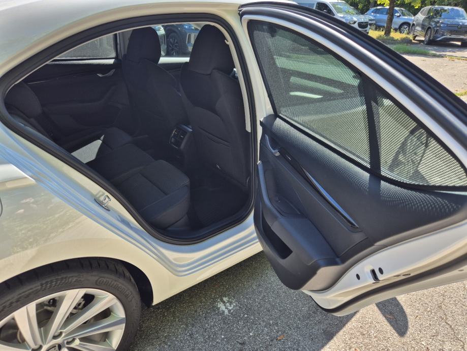 Škoda Octavia 1,5 TSI DSG mHEV, fotografija 5
