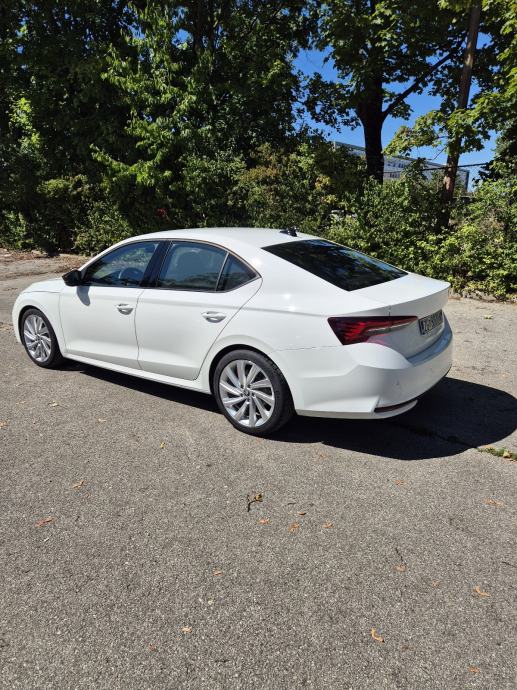 Škoda Octavia 1,5 TSI DSG mHEV, fotografija 8