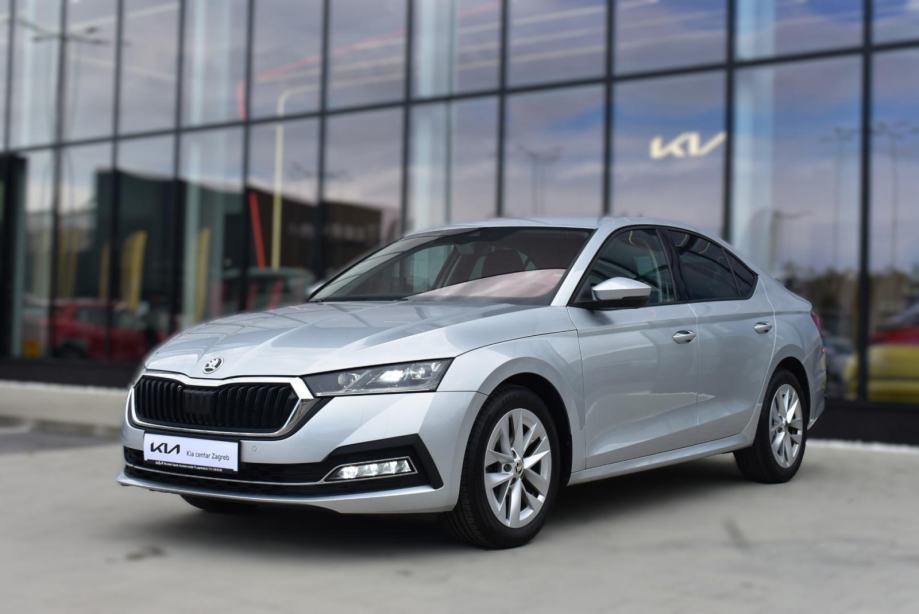 Škoda Octavia 1.5 TSI, MULTIFUNCKIJSKI UPRAVLJAČ, JAMSTVO, fotografija 11