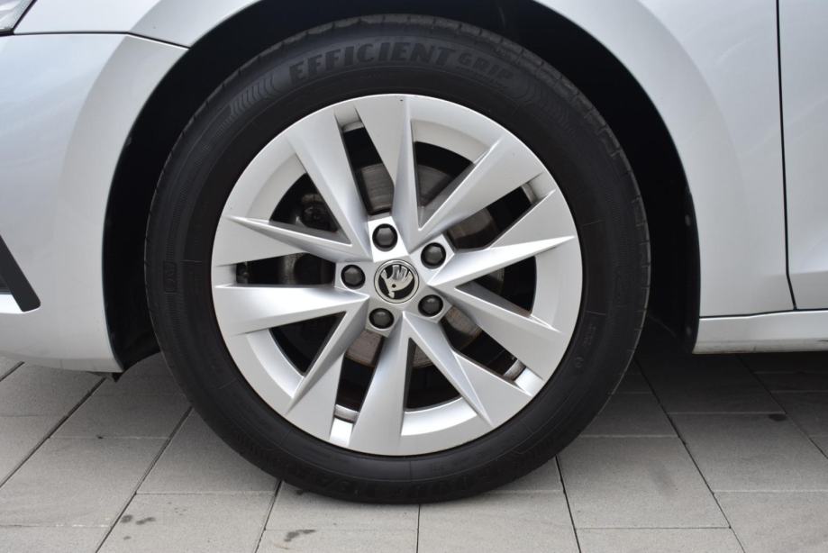 Škoda Octavia 1.5 TSI, MULTIFUNCKIJSKI UPRAVLJAČ, JAMSTVO, fotografija 14