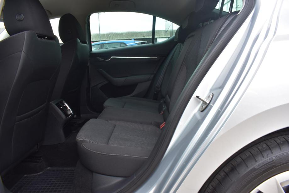 Škoda Octavia 1.5 TSI, MULTIFUNCKIJSKI UPRAVLJAČ, JAMSTVO, fotografija 16