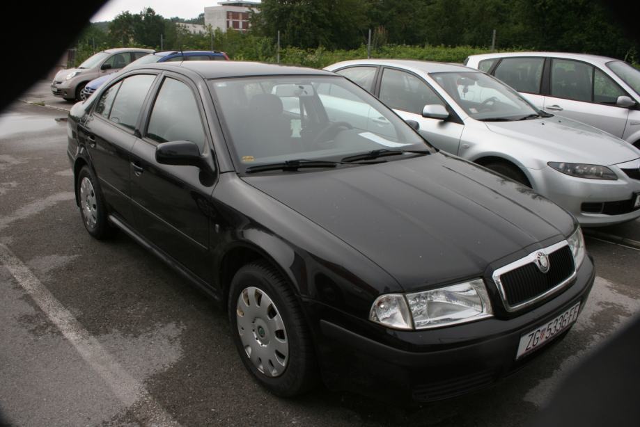 Škoda Octavia 1,6 08,PLIN, 5700 E.***NA KARTICE RATA 910 KN***