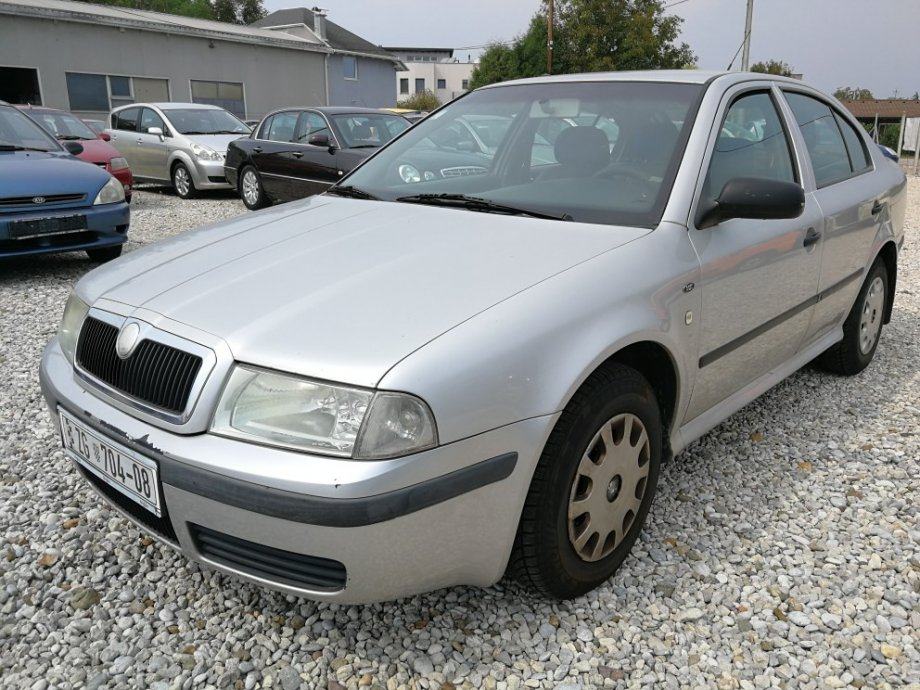 Škoda Octavia 1,6 Classic