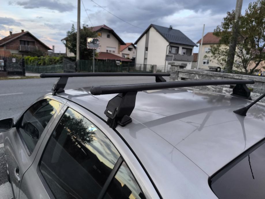 Škoda Octavia 1,6 MPI AMBIENTE, fotografija 11