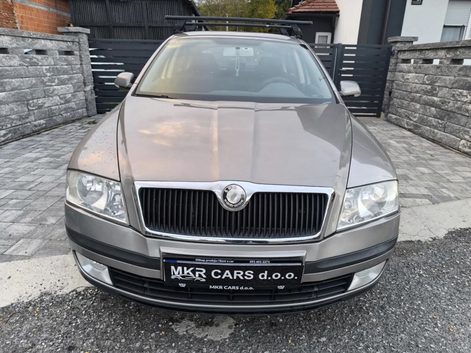 Škoda Octavia 1,6 MPI AMBIENTE, fotografija 8