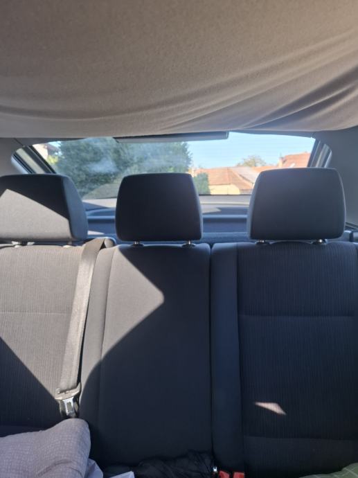 Škoda Octavia 1,6, fotografija 7