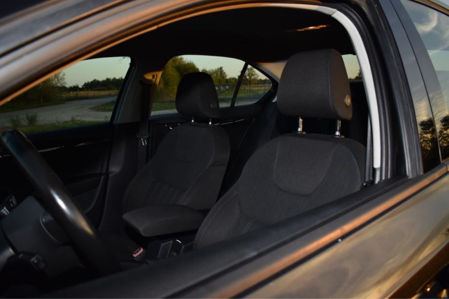 Škoda Octavia 1,6 TDI DSG automatik, fotografija 6