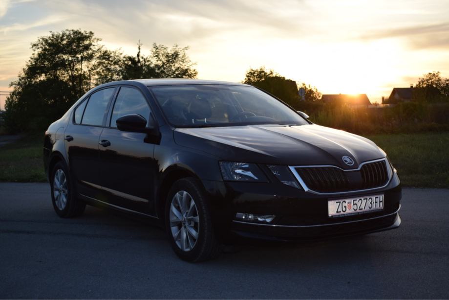 Škoda Octavia 1,6 TDI DSG automatik, fotografija 5