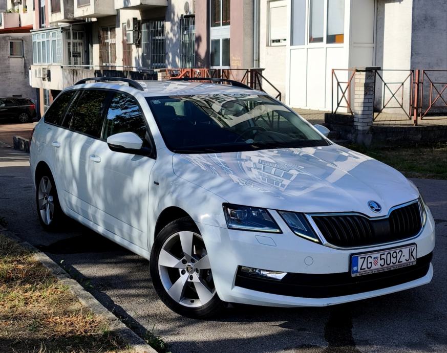 Škoda Octavia 1.6 TDI DSG CLEVER • LED • TOP OPREMA • VELIKI SERVIS •, pogled izvana - slika 2
