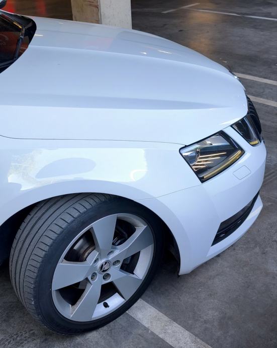Škoda Octavia 1.6 TDI DSG CLEVER • LED • TOP OPREMA • VELIKI SERVIS •, fotografija 7