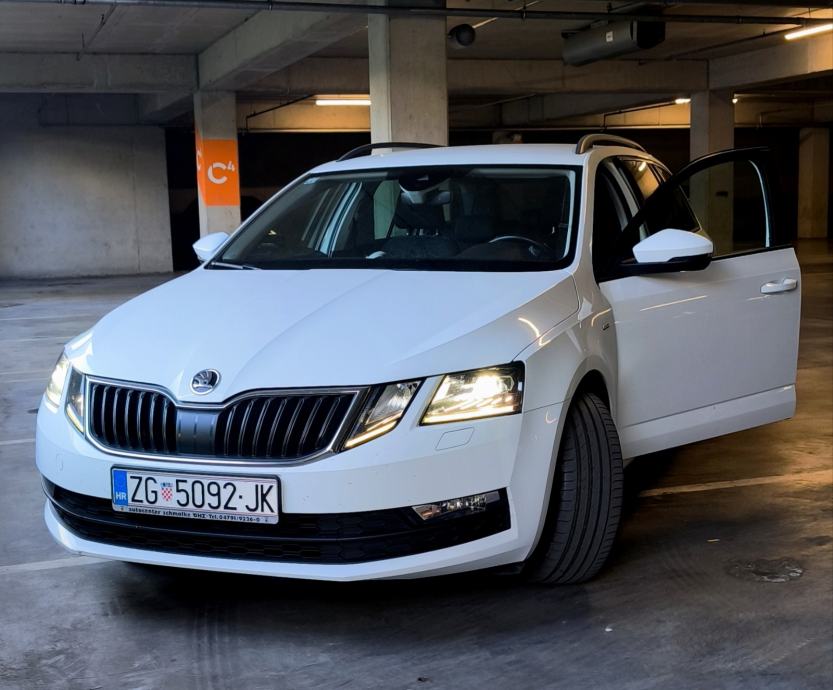 Škoda Octavia 1.6 TDI DSG CLEVER • LED • TOP OPREMA • VELIKI SERVIS •, fotografija 18