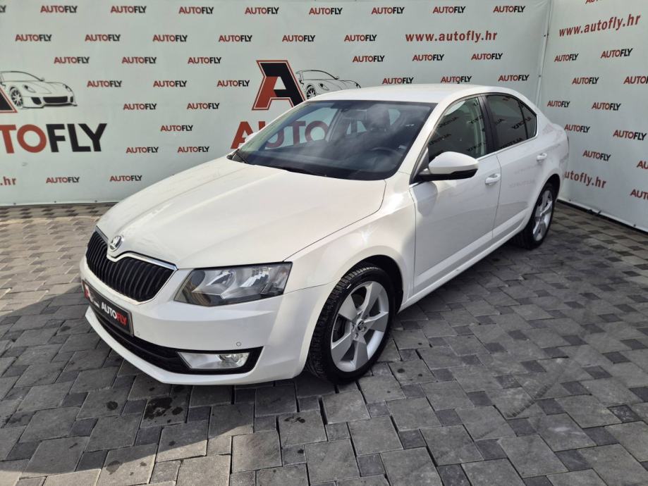 Škoda Octavia 1.6 TDI DSG, Koža, Navi, PDC, Klima, registriran, 17", fotografija 10