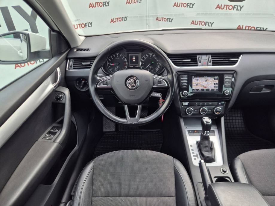 Škoda Octavia 1.6 TDI DSG, Koža, Navi, PDC, Klima, registriran, 17", fotografija 17