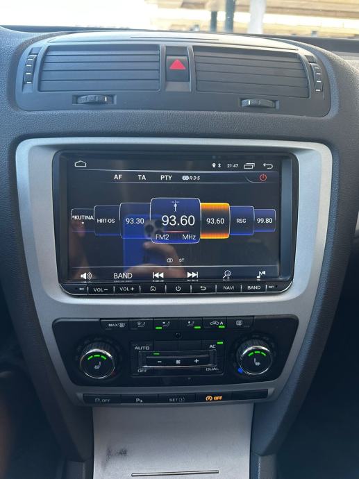 Škoda Octavia 1,6 TDI*Klima*Navi*Grijanje sjedala*Odlično stanje*, fotografija 12