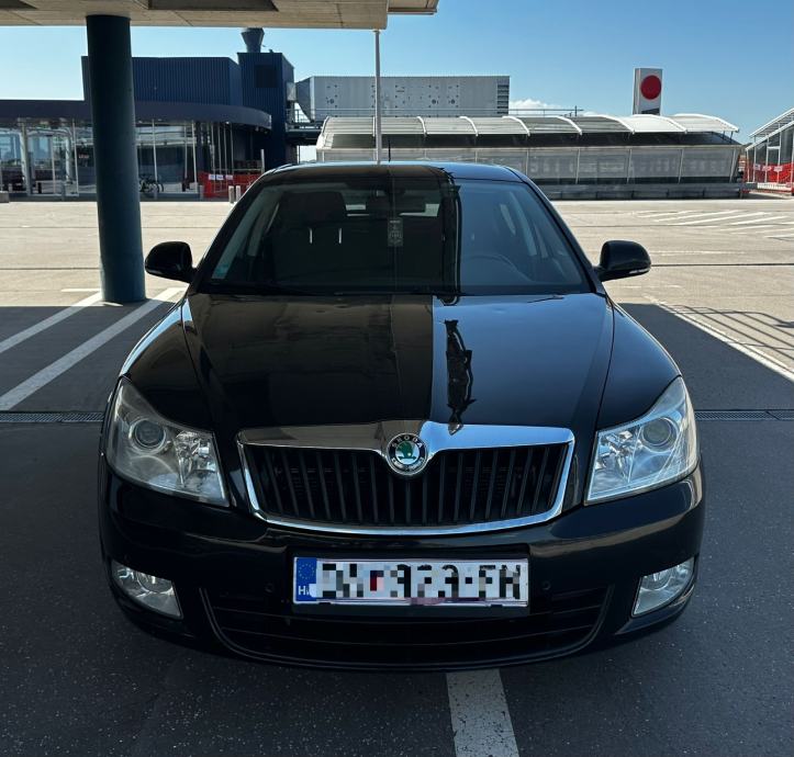 Škoda Octavia 1,6 TDI*Klima*Navi*Grijanje sjedala*Odlično stanje*, pogled izvana - slika 2
