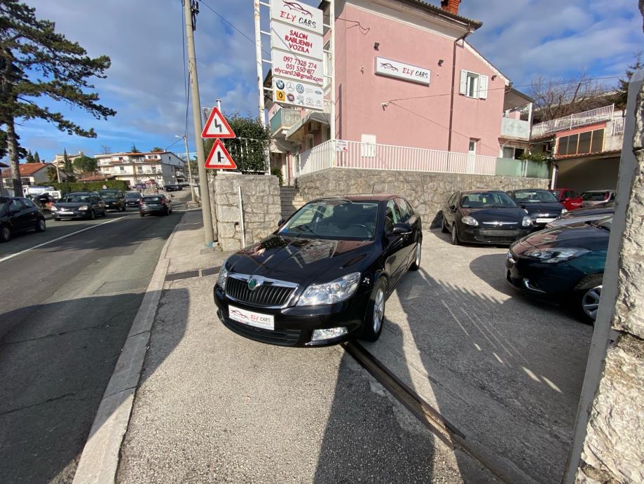 Škoda Octavia 1,6 TDI PERFEKTNA ‼️Samo 70.000 Km‼️(rezerviran)